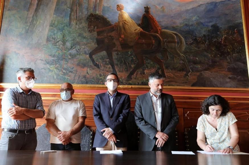  Assinatura dos protocolos dos Est&aacute;gios &ldquo;Experimenta +&rdquo; para jovens