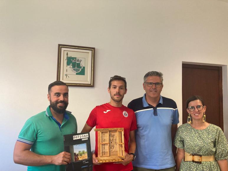Executivo reconhece mérito e talento de Jorge Filipe 