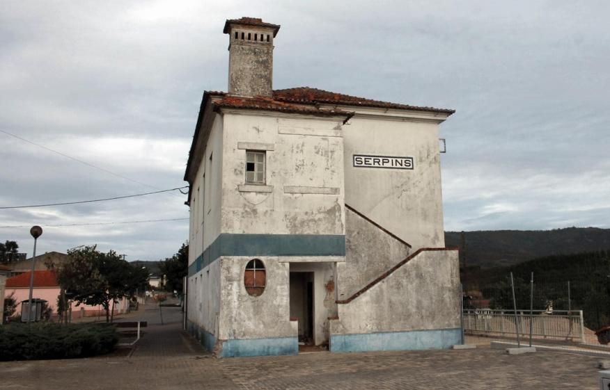 Sess&atilde;o de esclarecimento sobre as condi&ccedil;&otilde;es do concurso para a explora&ccedil;&atilde;o das Esta&ccedil;&otilde;es Ferrovi&aacute;rias de Lous&atilde; e Serpins