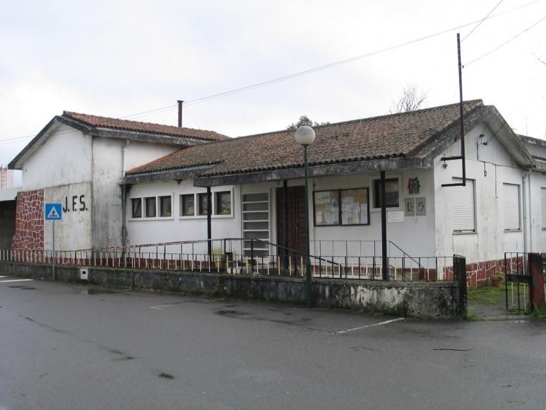 Junta de Serpins lan&ccedil;a peti&ccedil;&atilde;o pela reabertura da Extens&atilde;o de Sa&uacute;de de Serpins e por uma melhor resposta do Centro de Sa&uacute;de da Lous&atilde;