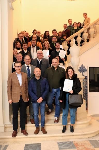 Junta de Freguesia parabeniza empresas serpinenses  